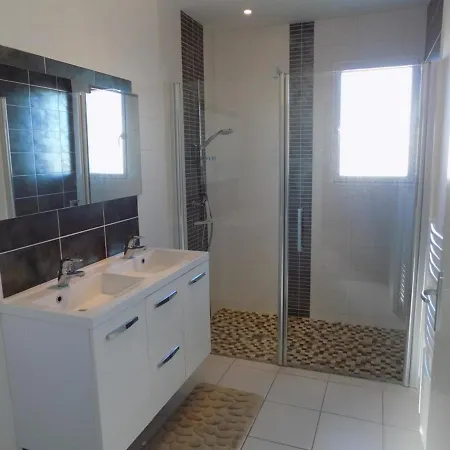 Сasa de vacaciones Maison Saint-palais-sur-mer, 4 Pieces, 6 Personnes - Fr-1-305a-24 *